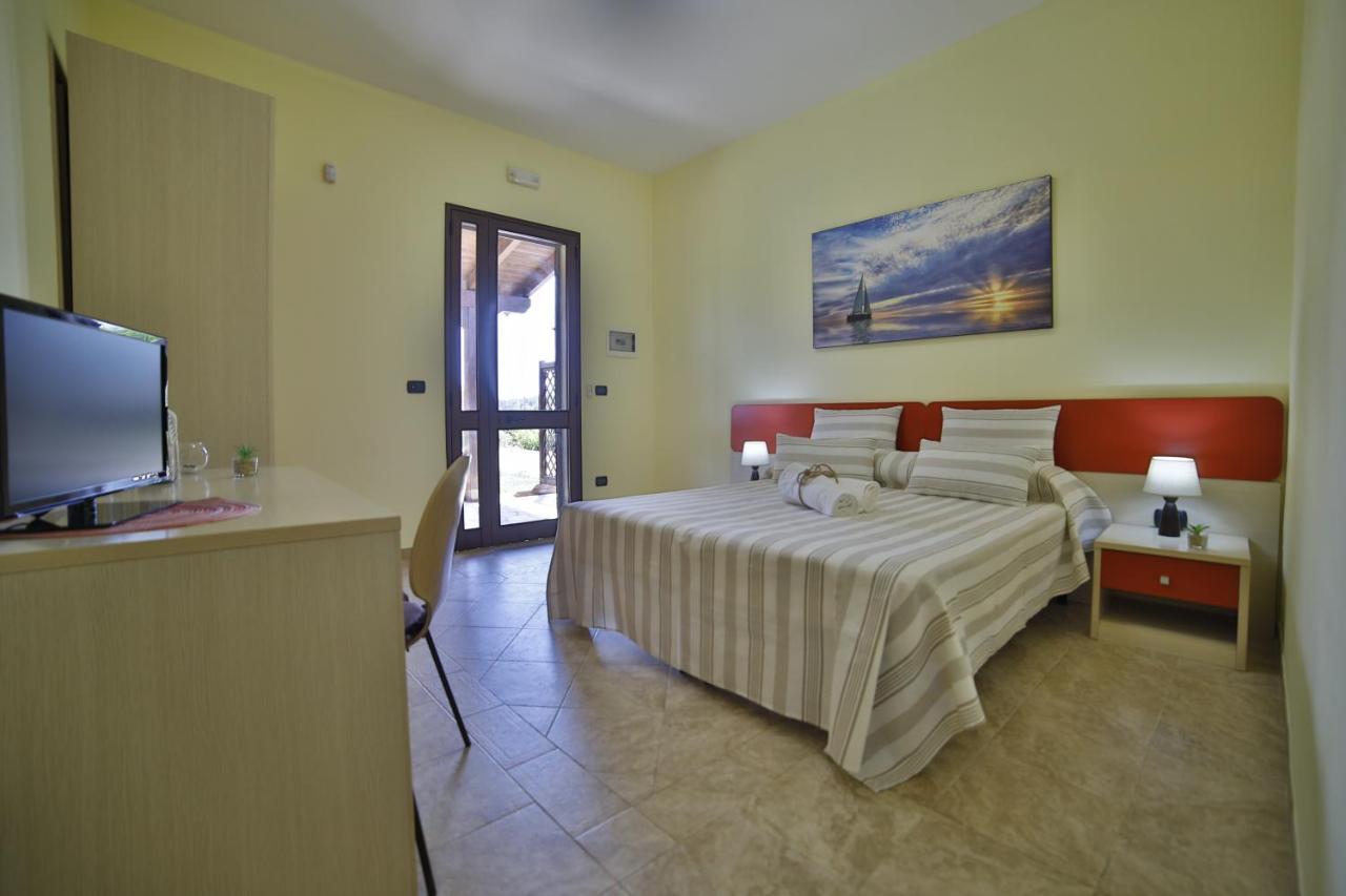 B&B La Casa Di Attilio Porto Cesareo Kültér fotó